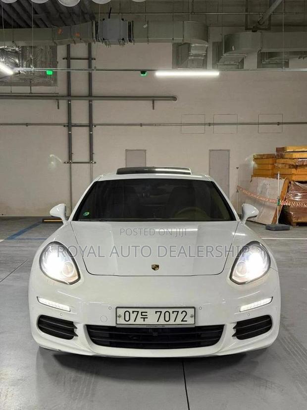 Porsche Panamera Turbo 4dr Sedan AWD (4.8L 8cyl Turbo 7AM) 2014 White