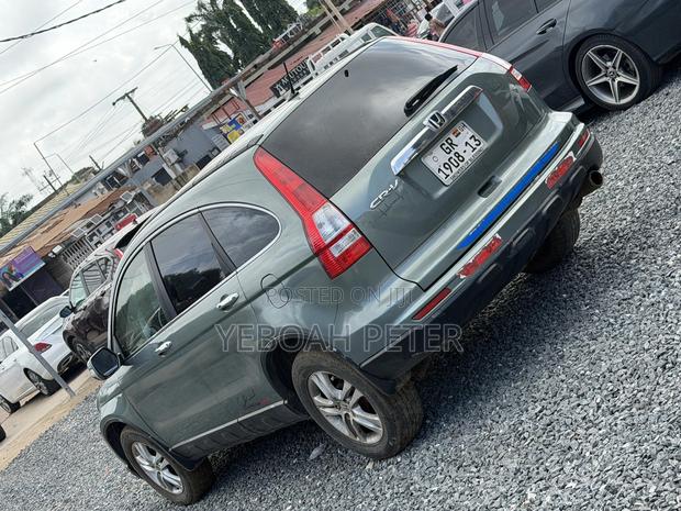 Honda CR-V 2010 Green