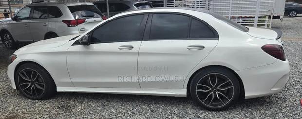 Mercedes-Benz C300 2016 White
