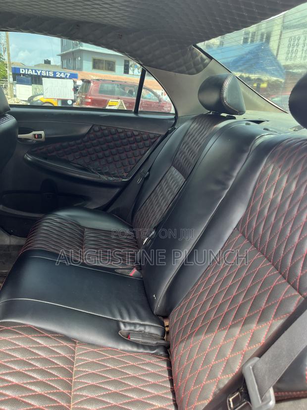 Toyota Corolla 2009 Red