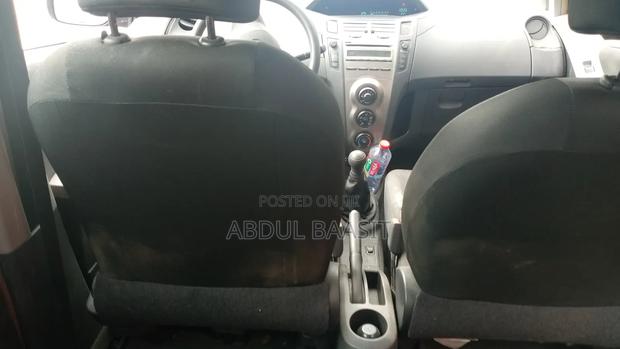 Toyota Yaris 2010 Black