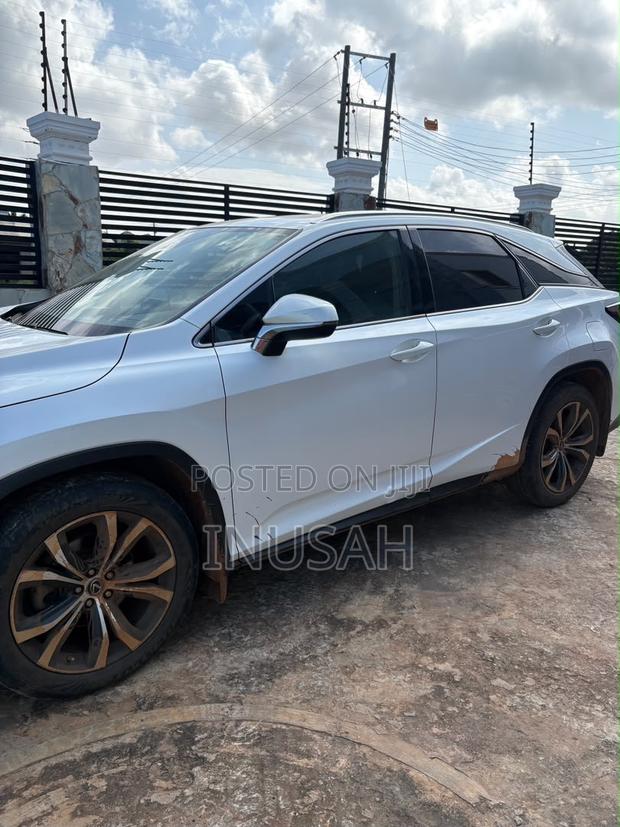 Lexus RX 350 AWD 2022 White