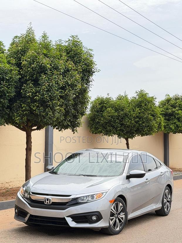 Honda Civic 2018 Silver