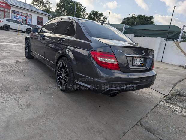 Mercedes-Benz C250 2013 Gray