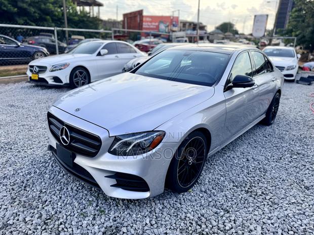 Mercedes-Benz E300 2019 Silver