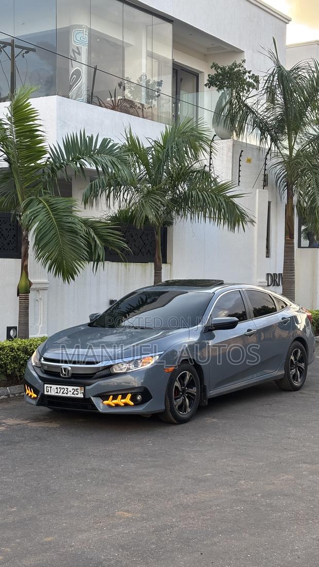 Honda Civic EX 4dr Sedan (2.0L 4cyl) 2017 Gray