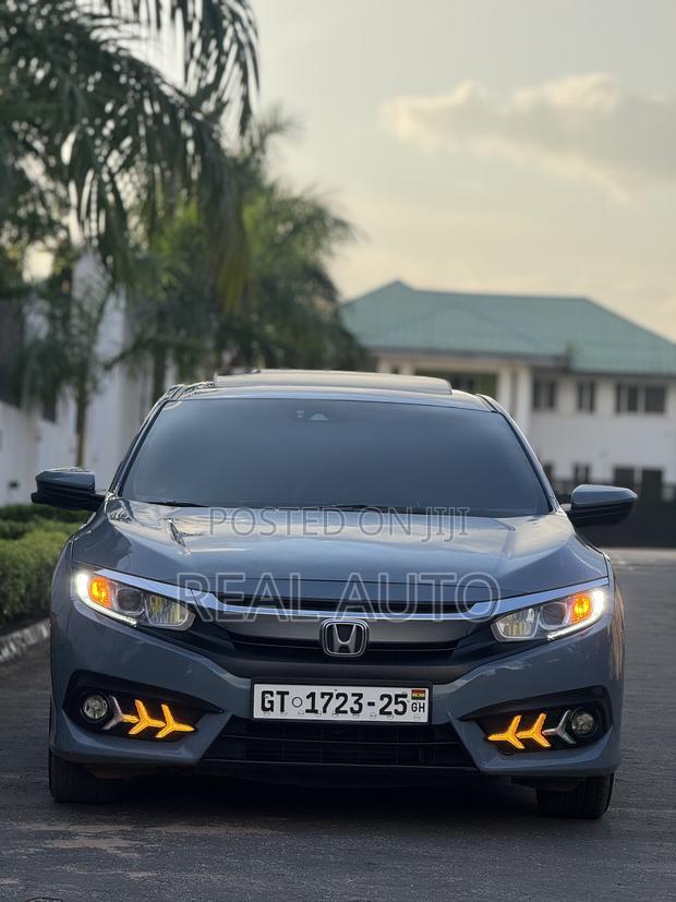 Honda Civic EX 4dr Sedan (2.0L 4cyl) 2017 Gray