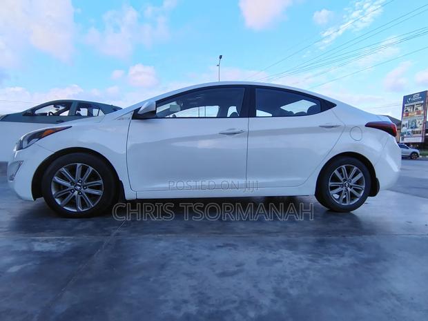 Hyundai Elantra Limited 4dr Sedan (1.8L 4cyl 6A) 2014 White