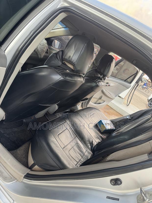 Toyota Corolla LE 4dr Sedan (1.8L 4 cyl 4A) 2009 Silver