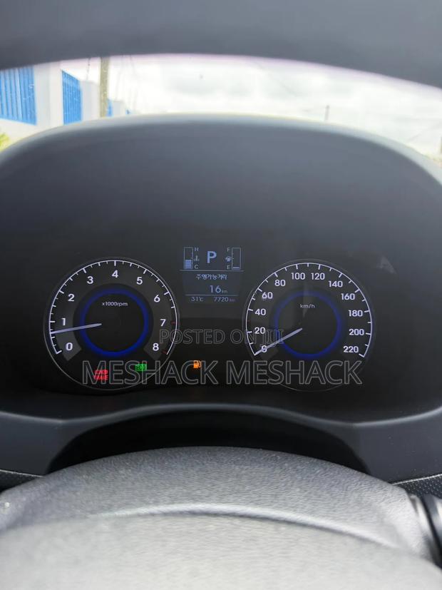 Toyota Vitz 2010 Black