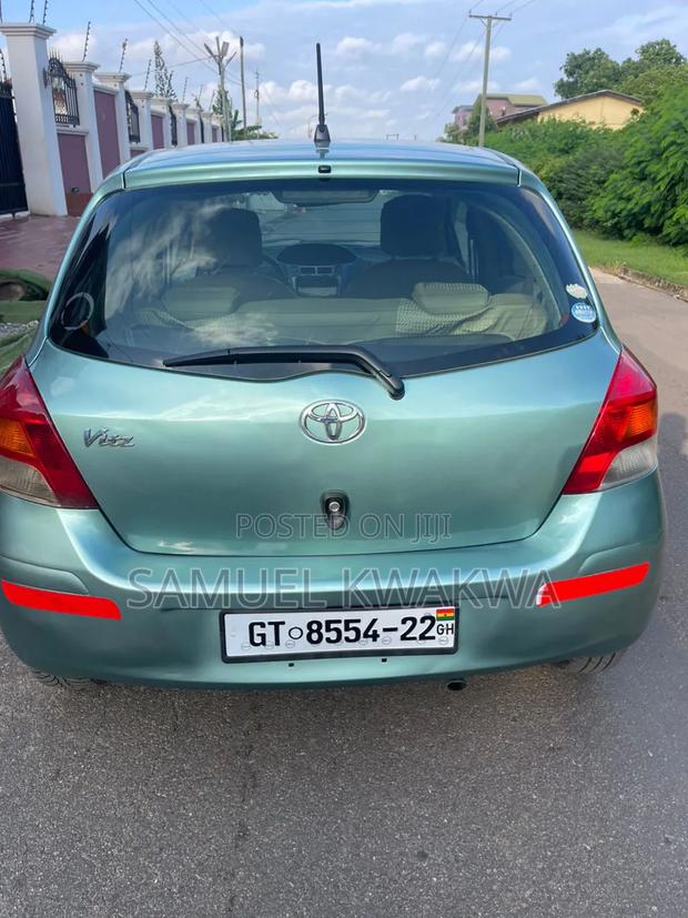 Toyota Vitz 2010 Green