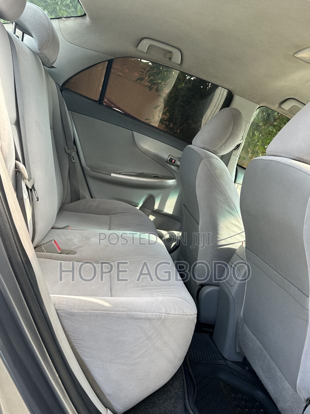 Toyota Corolla S 4dr Sedan (1.8L 4cyl 4A) 2010 Silver