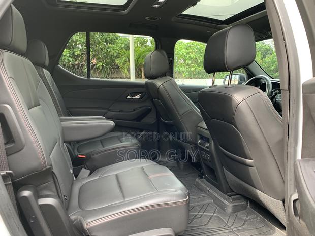 Chevrolet Traverse 2024 White