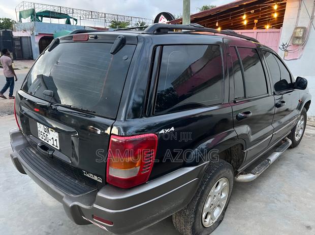 Jeep Grand Cherokee Laredo 2006 Black