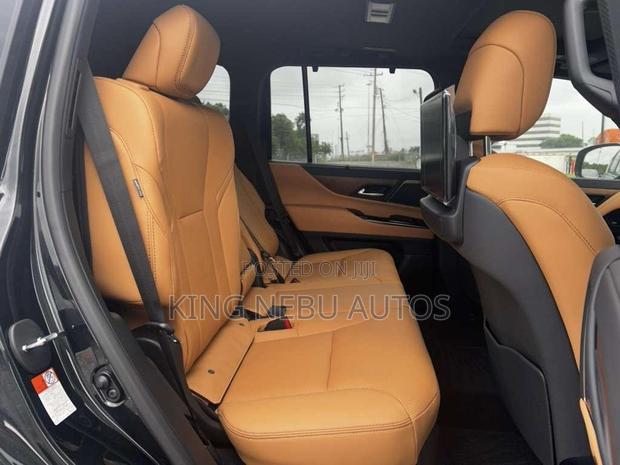 Lexus LX 500d 2026 Black