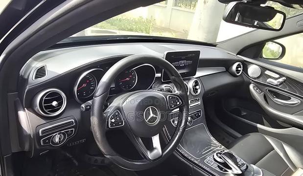 Mercedes-Benz C300 Base 4Matic Sedan AWD (2.0L 4cyl 7A) 2017 Black