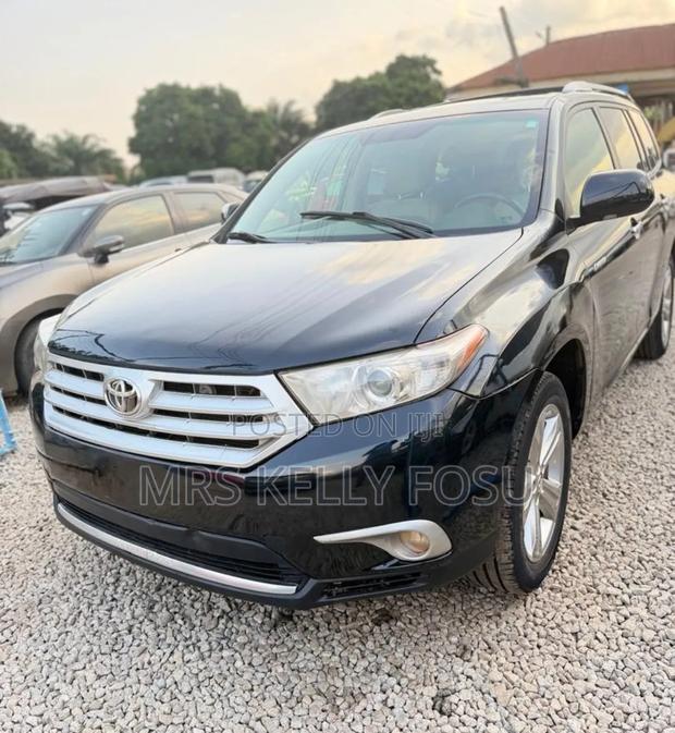Toyota Highlander 2010 Black
