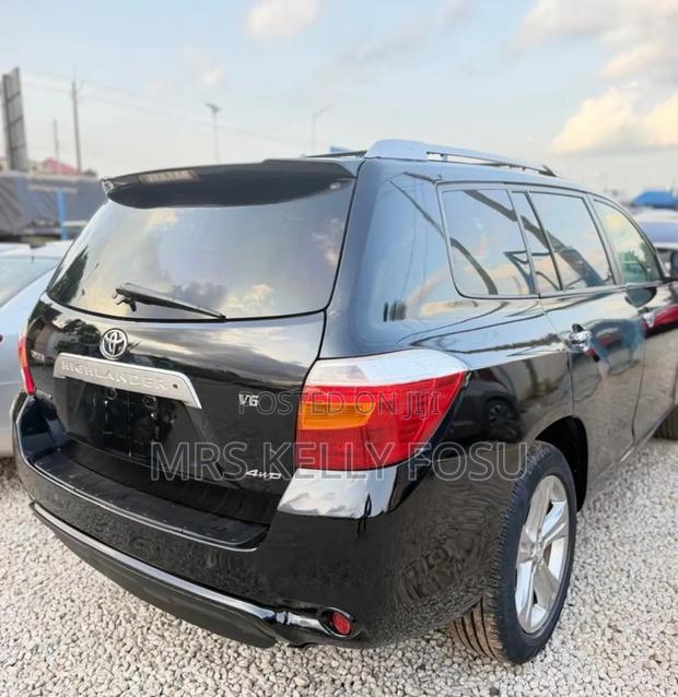 Toyota Highlander 2010 Black