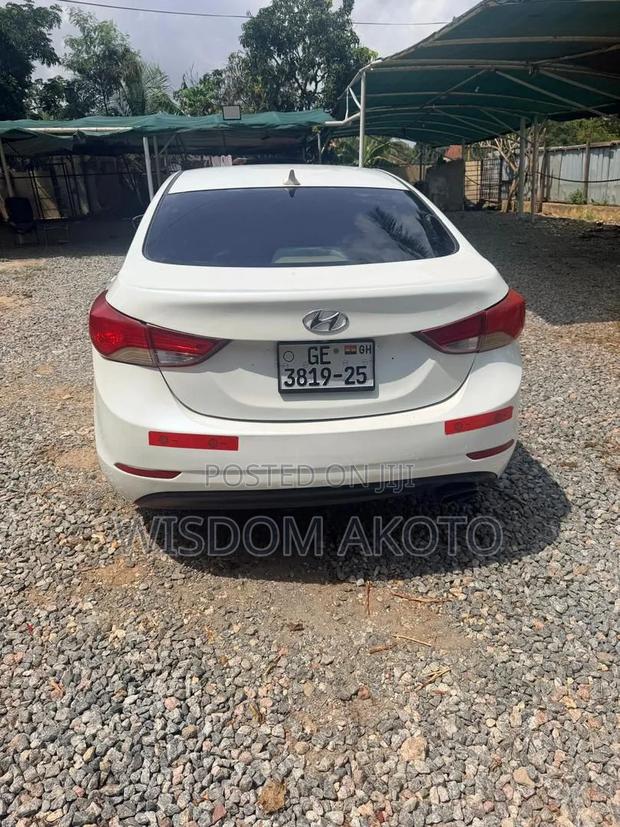 Hyundai Elantra 2015 White