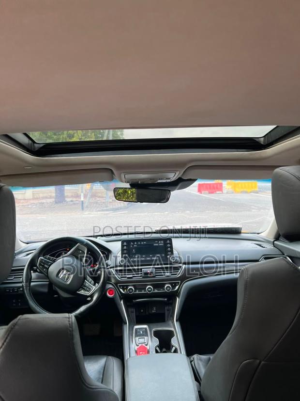 Honda Accord Touring 2.0T 2018 Black
