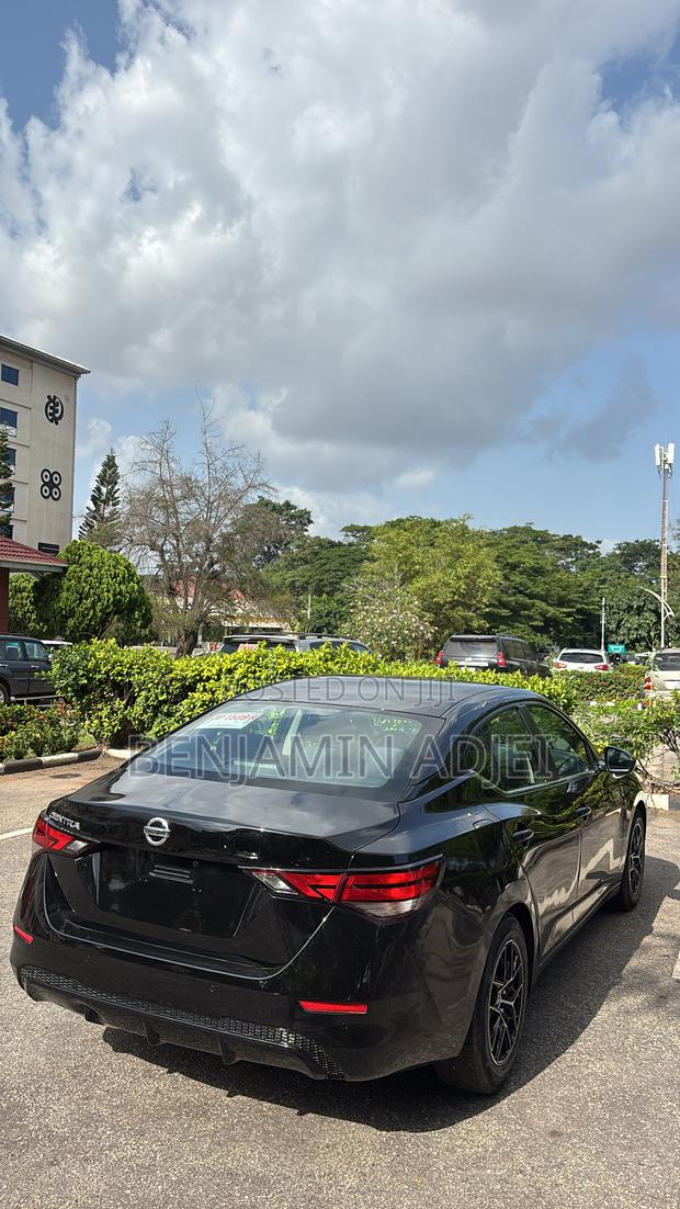 Nissan Sentra S 2022 Black