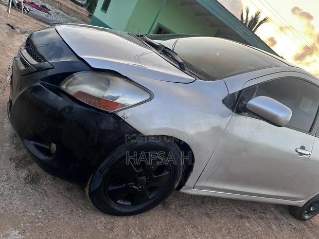 Toyota Yaris 2007 Gray