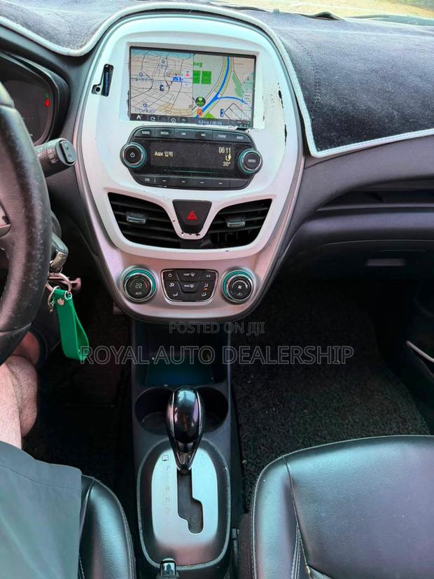 Chevrolet Spark 2016 White