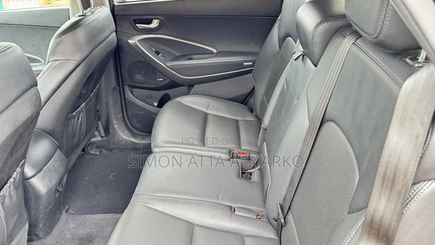 Hyundai Santa Fe 2016 Black
