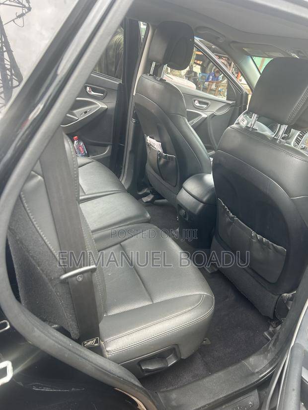 Hyundai Santa Fe SE AWD 2018 Black