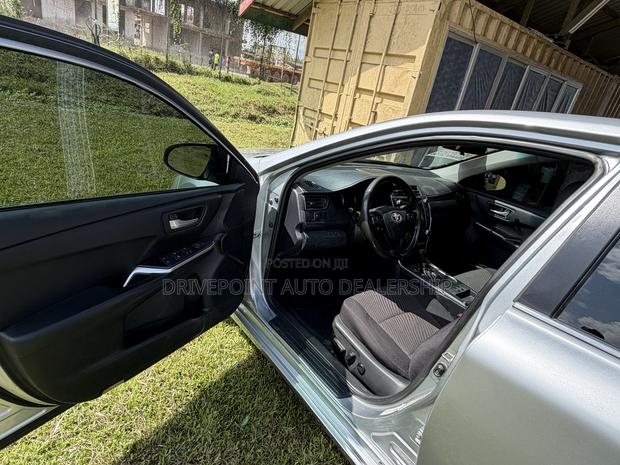 Toyota Camry 2015 Silver