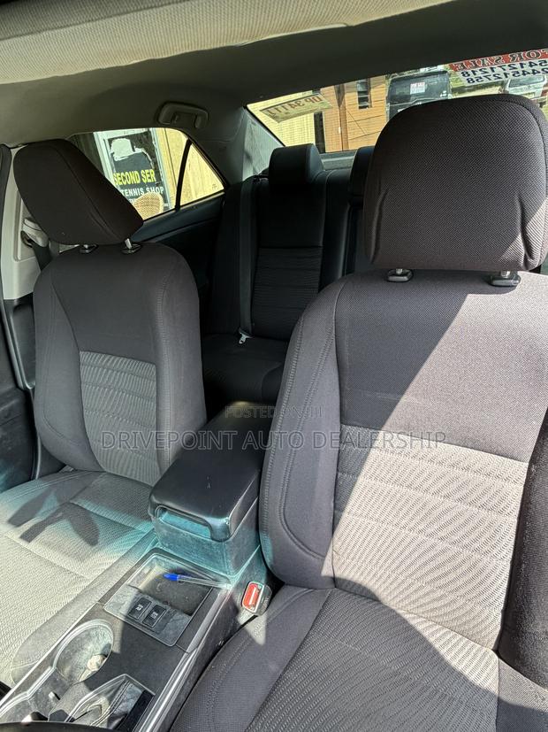 Toyota Camry 2015 Silver