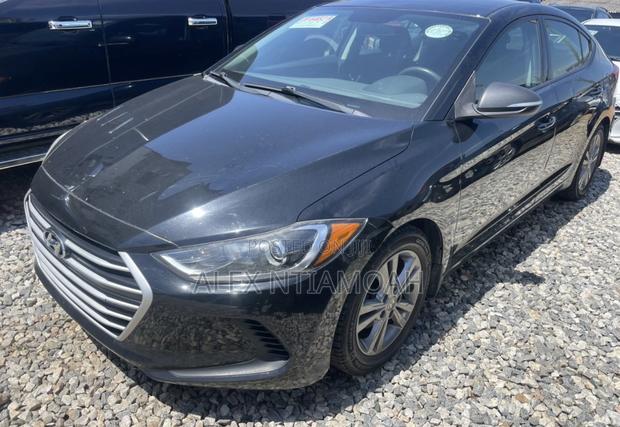 Hyundai Elantra 2018 Black
