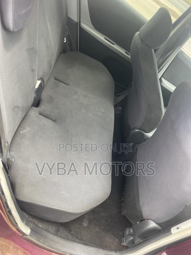 Toyota Vitz 2010 Brown