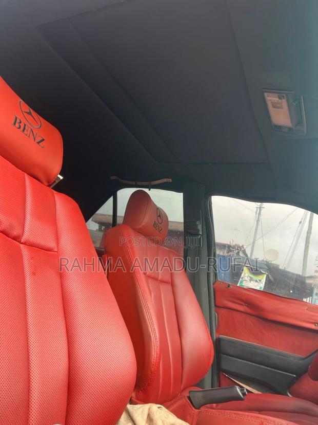 Mercedes-Benz 190E 1990 Black