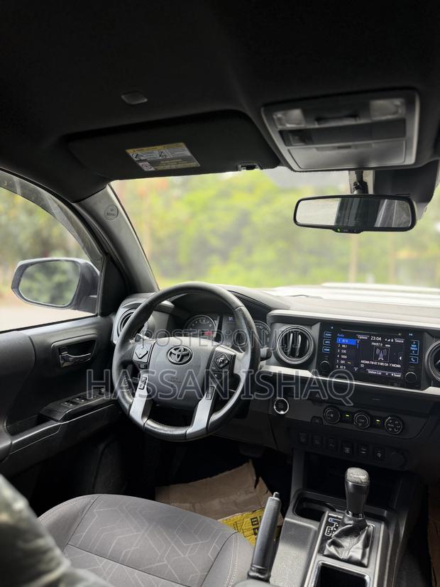 Toyota Tacoma TRD Sport 2019 Silver