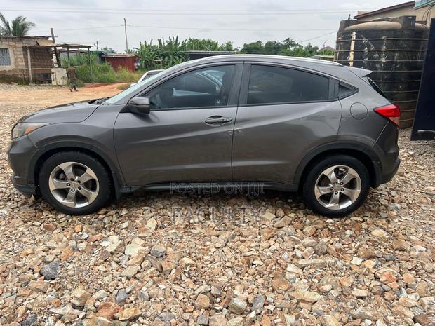 Honda HR-V EX AWD 2018 Gray