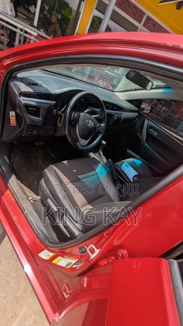Toyota Corolla S 4dr Sedan (1.8L 4cyl CVT) 2016 Red