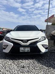 Toyota Camry XSE FWD (2.5L 4cyl 8AM) 2018 White for sale