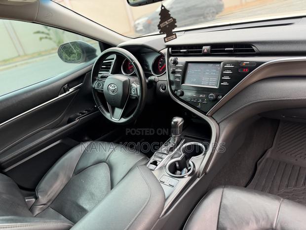 Toyota Camry 2020 White