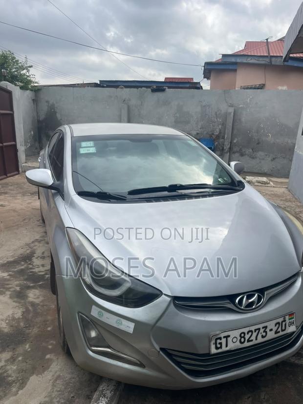 Hyundai Elantra 2015 Silver