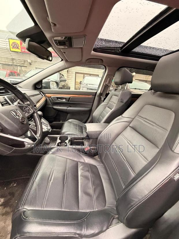 Honda CR-V Touring AWD 2018 Silver
