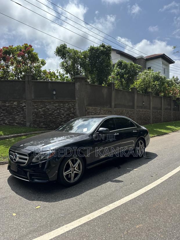 Mercedes-Benz E300 2018 Black