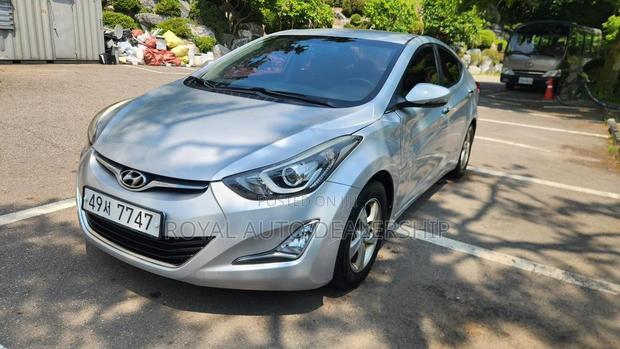 Hyundai Avante 2014 Gray