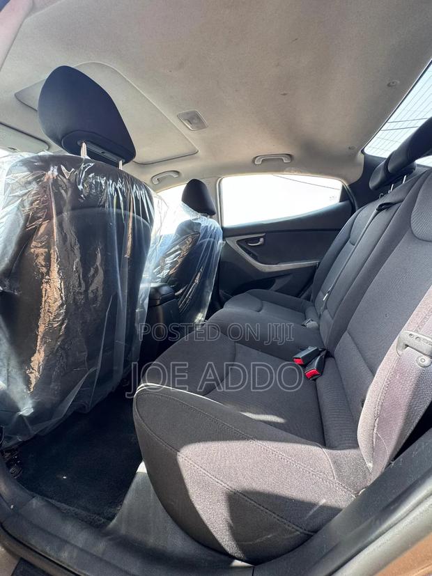 Hyundai Elantra 2015 Brown