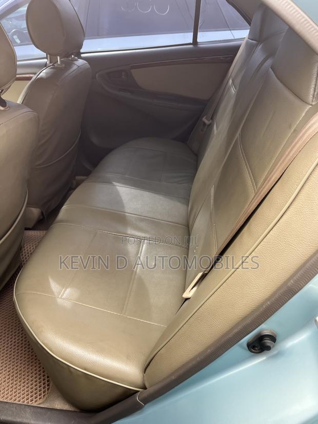 Toyota Vios 2010 Green