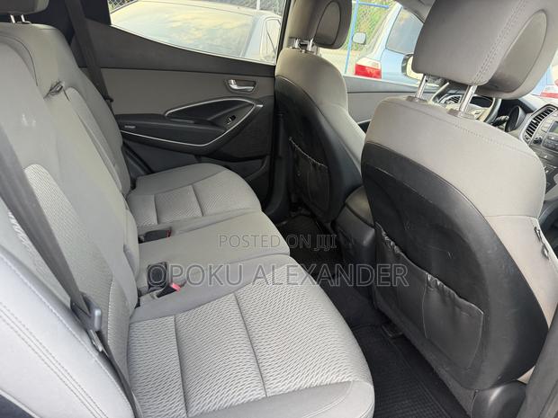 Hyundai Santa Fe 2014 White