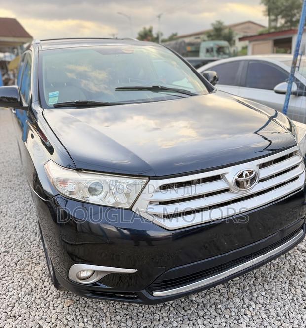 Toyota Highlander 2010 Black