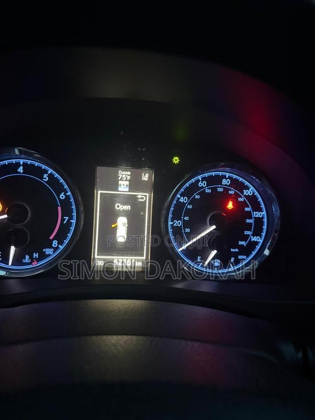 Hyundai Elantra SE Sedan FWD (1.8L 4cyl 6M) 2016 Black