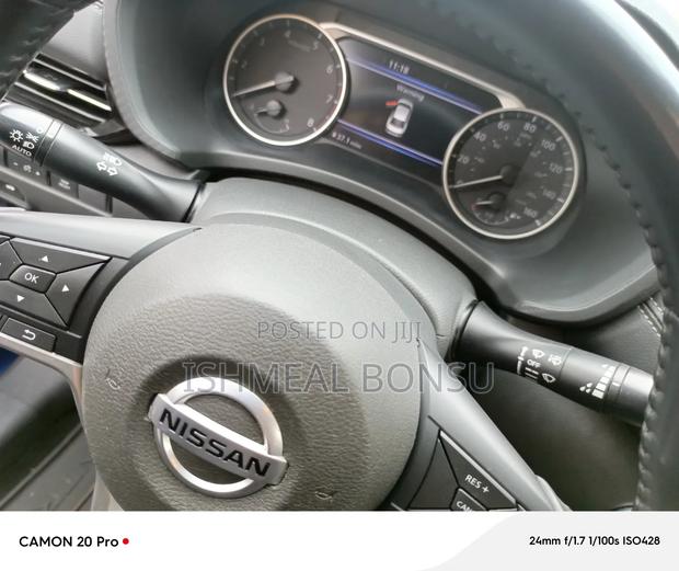 Nissan Sentra 2018 Blue