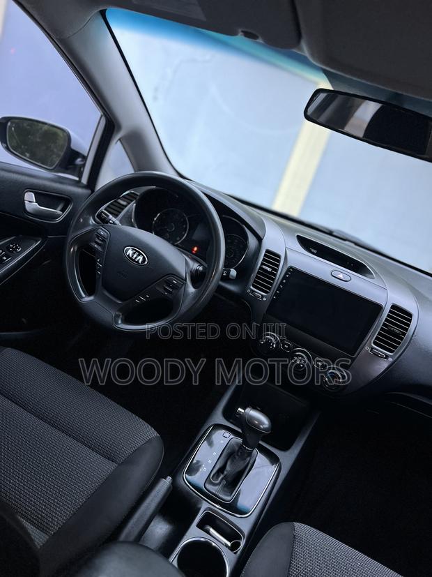 Kia Forte S Sedan 2017 White